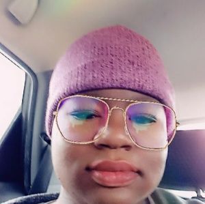 Meet your Posher, Latrice